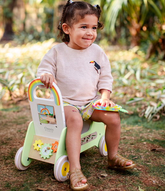 Andador 2 em 1 | Brinquedos educativos e montessori é com o Clube.toys!